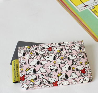 Snoopy Kortholder Love 12x8, 5 (532-PEACARLO001A)