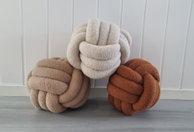 MT Studio Knutepute Offwhite 20x25 (780-MT-1630-OW)