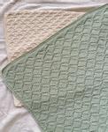 Knit Norway Ellie Babyteppe Oppskrift PDF (642-10937-pdf)