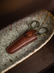 Muud Espoo Etui til Saks Rich-Brown (569-QB-4187-RB)