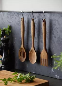 by Tareq Taylor Tarragon Hullsleiv Tre (379-30673)