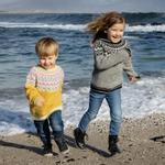 Istex Strikkeoppskrift Fjallalopi Barnegenser Riddari (634-590041)