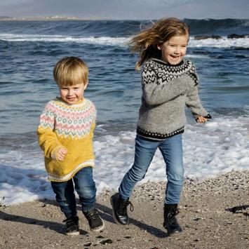 Istex Strikkeoppskrift Fjallalopi Barnegenser Riddari