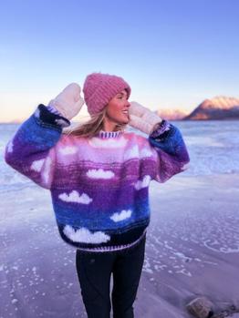 Ingrid Raadim Strikkepakke Skyhigh-genser Lilla S-L (1500041896S9845)