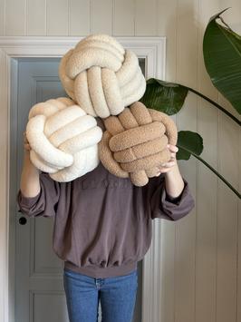 MT Studio Knutepute LysBrun 20x25 (780-MT-1630-LB)