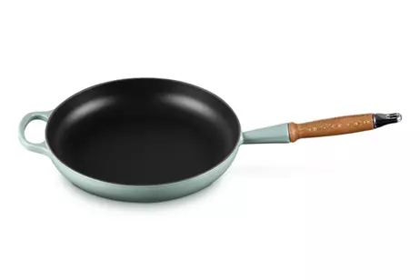 Le Creuset Støpejernspanne Signature SeaSalt Ø28 (796-20258287170422)