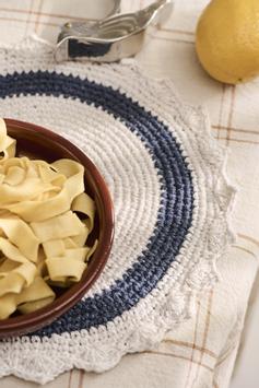 Ib Laursen Dekkebrikke heklet Offwhite-Blå Ø30