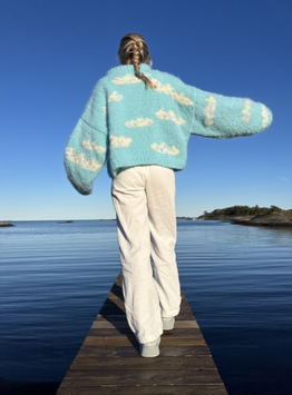 Ingrid Raadim Strikkepakke Skyhigh-genser Fnugg-in-Florence Karibisk-Blå_str.XL-XXL (1500043067S9845)