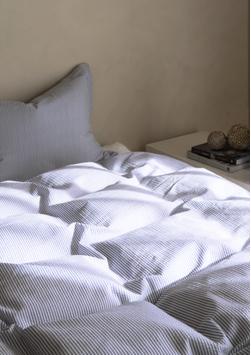 Turiform Felicia Sengesett Krepp blåstripet (479-120290)