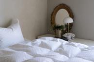 Borås Cotton Felicia Sengesett Krepp hvit-sand (479-120293,120294)