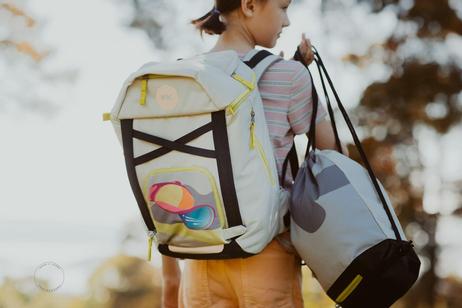 Knut & Kjartan Thulitt Skolesekk 22L Grå