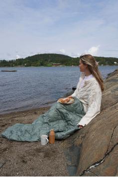 Norsk Dun Out&About Dunpledd Dusgrønn 130x170cm