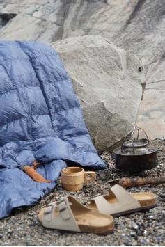 Norsk Dun Out&About Dunpledd Støvblå 130x170cm