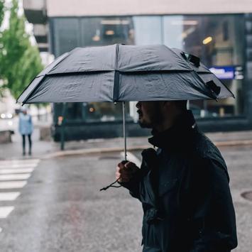 Gustbuster sammenleggbar orkanparaply sort (823-33-003)