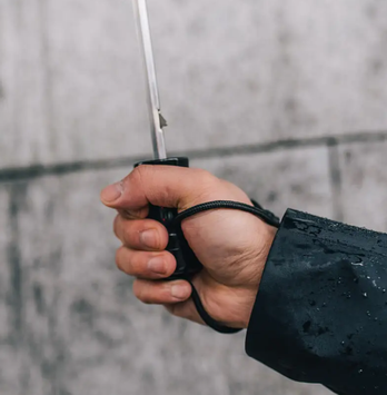 Gustbuster sammenleggbar orkanparaply sort (823-33-003)