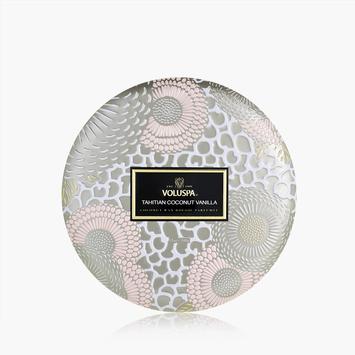 Voluspa Tahitian Coconut-Vanilla Duftlys 3-veker_40t (703-V72223)