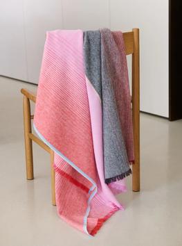 Elvang  Carte-Postale Ullpledd 130x190 rød-rosa