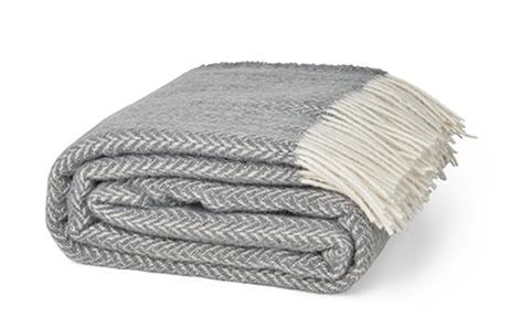 Elvang  Hope-Ukraine Ullpledd 130x200 grå (666-75000-grey)