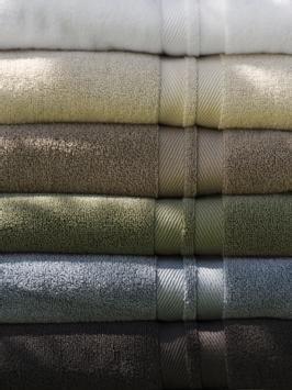 Halvor Bakke Håndkle St.Paul Hvit (479-120647,120653)