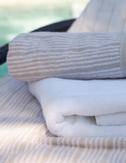 Ilse Jacobsen Bath Collection håndkle stripet sand-beige (810-1109005201-1109005203-1109005205)