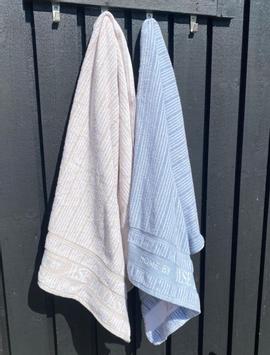 Ilse Jacobsen Bath Collection håndkle stripet pudderblå (810-1109003201)