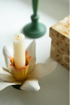 Bungalow Lysestake Påskelilje Straw H7