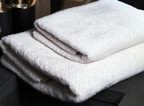 Halvor Bakke Verbier Håndkle fiskebensmønster pure-cashmere  (479-117647, 117649)