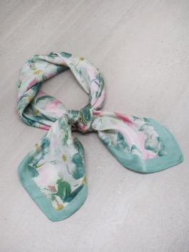 7Days Satengskjerf Grønn/Rosa 70x70