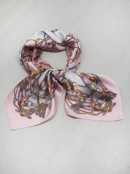 7Days Satengskjerf Lyserosa/Hvit 70x70