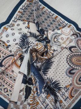 7Days Silkeskjerf Mørkeblå/ Brun 67x67 (826-7073414014577)