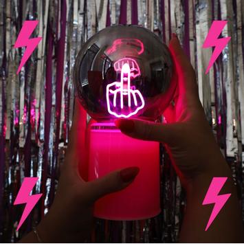 Gift Company LED-kule middle-finger H21