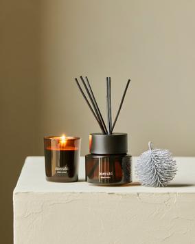 MERAKI Gavesett Silent Amber Diffuser+Duftlys