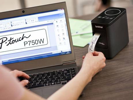 Brother P-Touch PT-P750 Trådløs Etikettskiver Innebygd Wi-Fi og NFC, opptil 24mm tapebredde (PTP750WZW1)