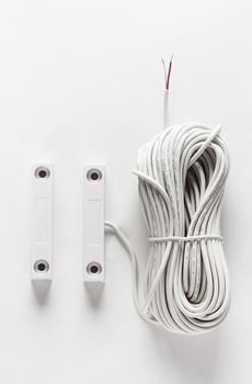 Tilbehør GoGoGate Kablet sensor for rulleporter Leveres med 15 meter kabel (GGG2-WDS)