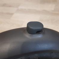 Tilbehør til Xiaomi M365 - låsekrok til bakskjerm