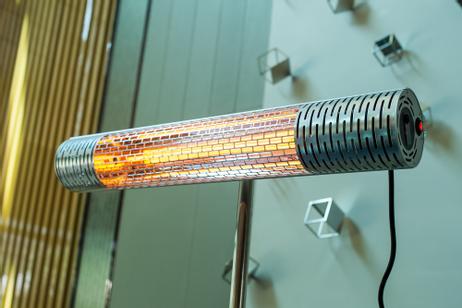 Tundra Terrassevarmer 2000W m/ fjernkontroll (TUNDRA-1019)