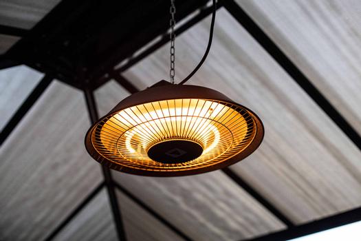 Tundra Terrassevarmer 1500W Takhengt Sort (TUNDRA-1025)