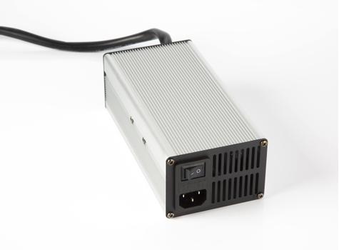 Ontario 20A batterilader for LiFePO4 - lithium - 14.6V (DL-360W)