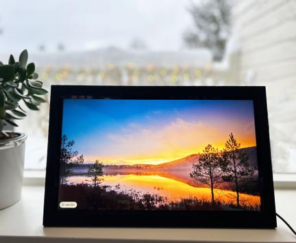 Ontario Frameo 15.6" digital fotoramme svart, 1920x1080 IPS touch (ONT-WF1562T-BK)