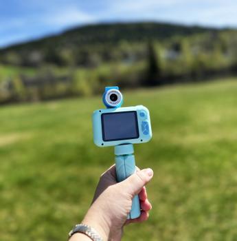 Barnekamera blå med stativ (X101S-BL)