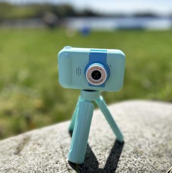 Barnekamera blå med stativ (X101S-BL)