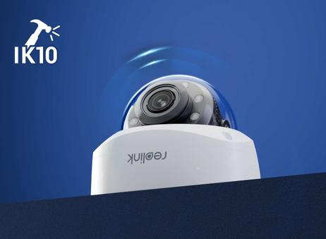 Reolink P437 - vandalsikkert 4K-kamera PoE overvåkningskamera med 5X optisk zoom, AI og spotlys - strøm og data via nettverkskabel (RLC-P437)