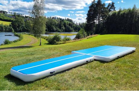 AIRTRACK Oppblåsbar gymnastikk-matte 3x1m, Blå/Hvit (AIRTRACK-3M)