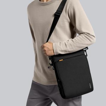 Tomtoc DefenderACE-A03 Laptop Shoulder Bag For 16-inch MacBook Pro - Black (A03F2D1)