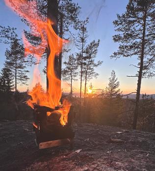 Adventure TiStove 100 titan kvistbrenner 125 gram, 82x82x115 mm (TiStove100)