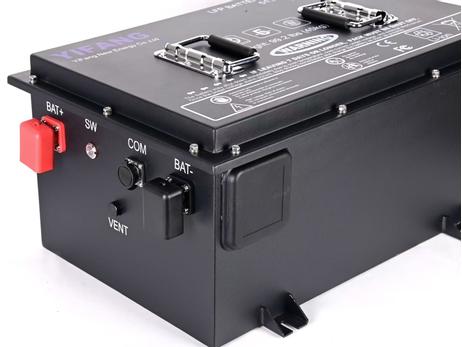 YiFang 51.2V 105AH LiFePO4-batteri 5.3Wh - batteri til påhenger, golfbil mm. blåtann (YF51105)