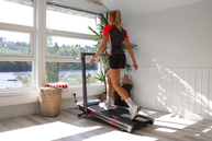 OYeet YT104 tredemølle med stigningsfunksjon 14km/t 105x43cm løpebånd (TM-YT104)