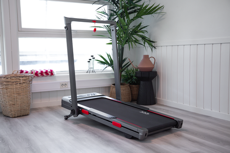 OYeet YT104 tredemølle med stigningsfunksjon 14km/t 105x43cm løpebånd (TM-YT104)