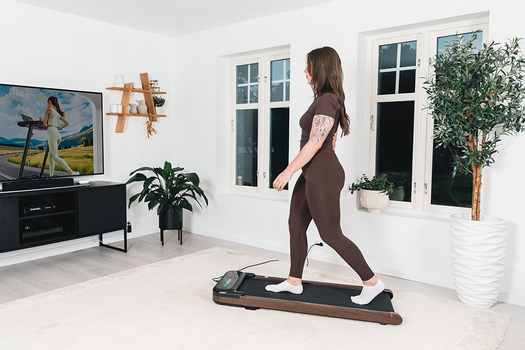 Urevo SpaceWalk E4W 6km/t tredemølle gåmølle, kontormølle,  101x38cm løpebånd, 120 kg vektkapasitet (URTM026)