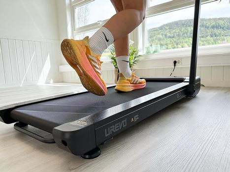 Urevo Strol 2S Pro tredemølle sammenleggbar med 9 stigningsnivåer og 12 km/t (URTM036)